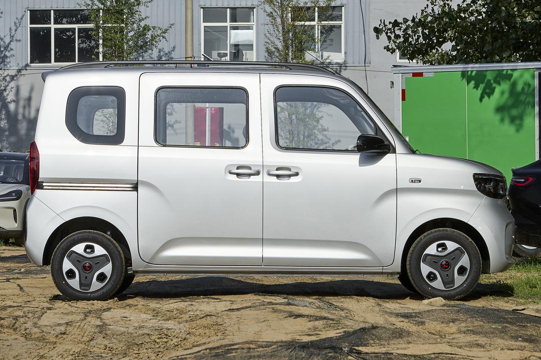 Wuling Zhiguang EV 2026, фото 8