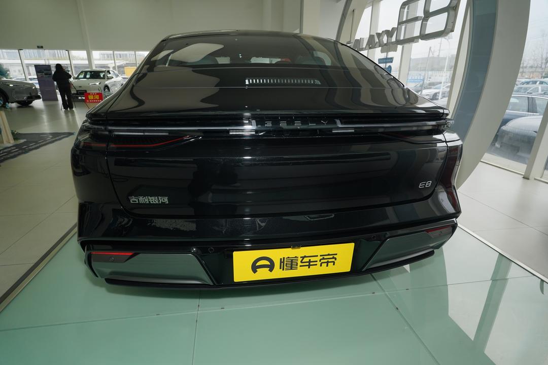 Geely Galaxy E8 2026, фото 6