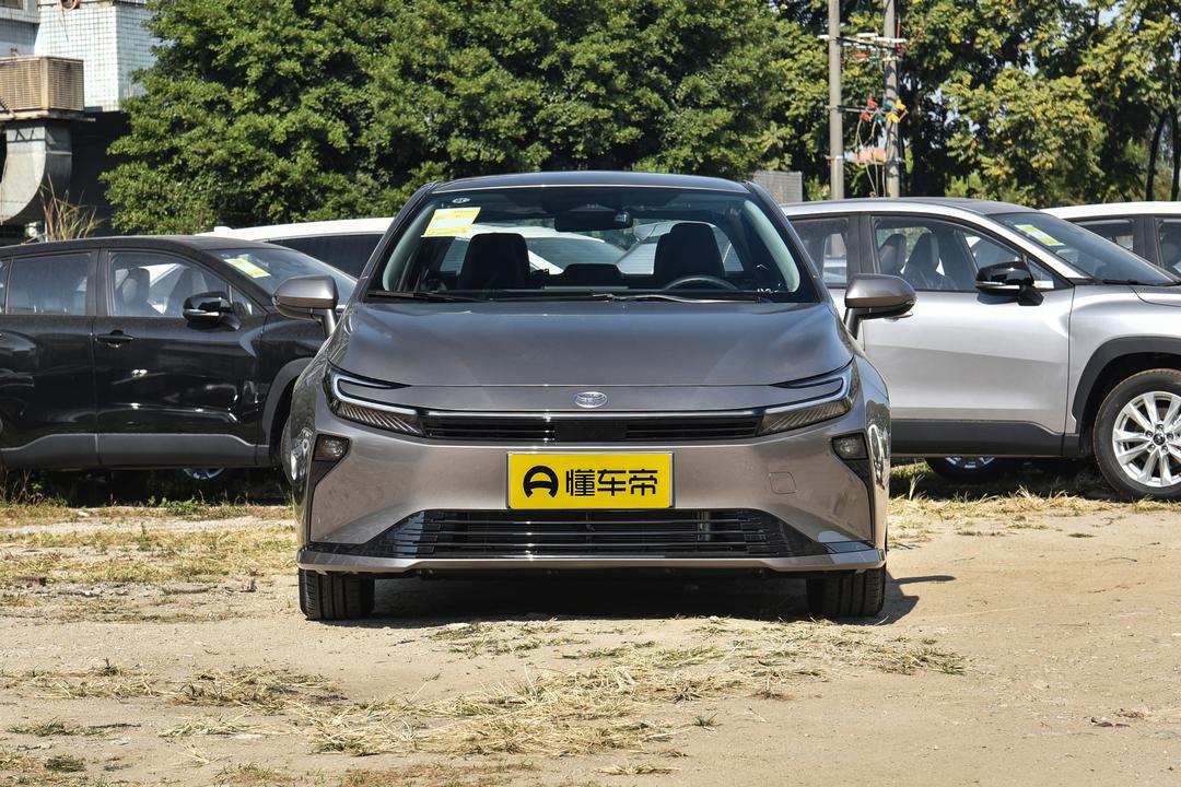 Toyota Corolla 2026, фото 2
