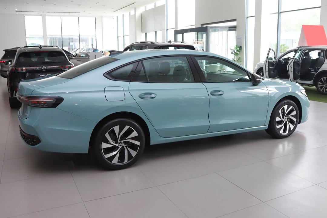 Volkswagen Passat 2026, фото 8