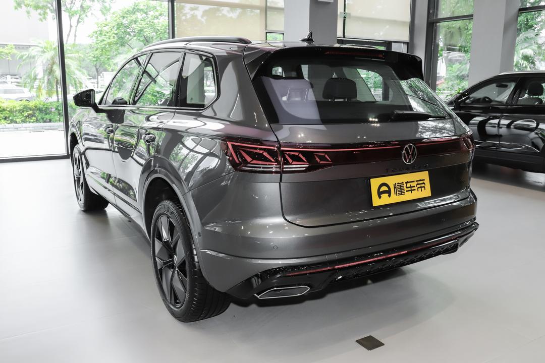 Volkswagen Touareg 2026, фото 5