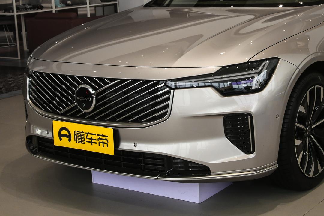 Volvo S90 2026, фото 9