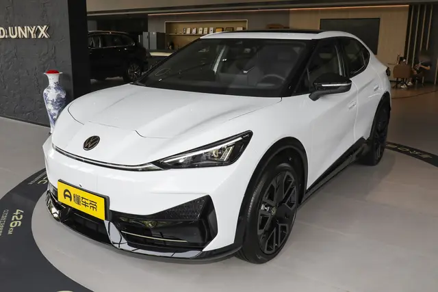 Volkswagen ID. Unyx 06 2026 — купить из Китая под заказ