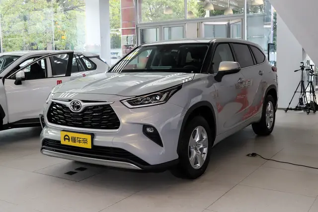 Toyota Highlander 2026 — купить из Китая под заказ