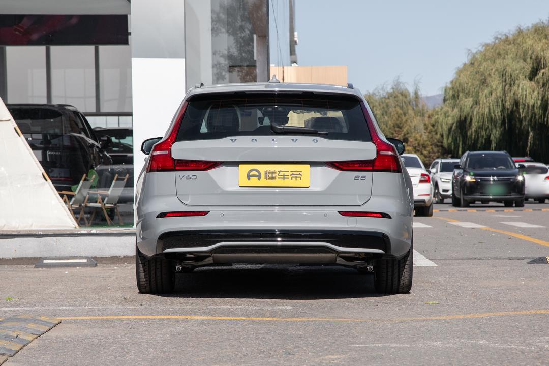 Volvo V60 2026, фото 6