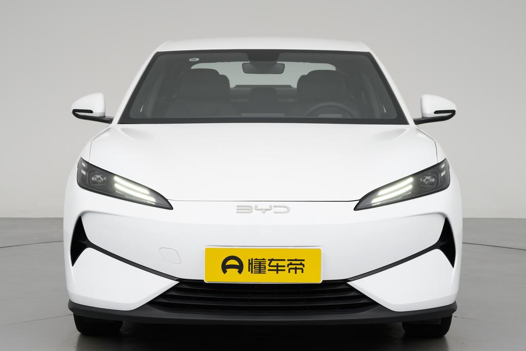 BYD e7 2026, фото 12