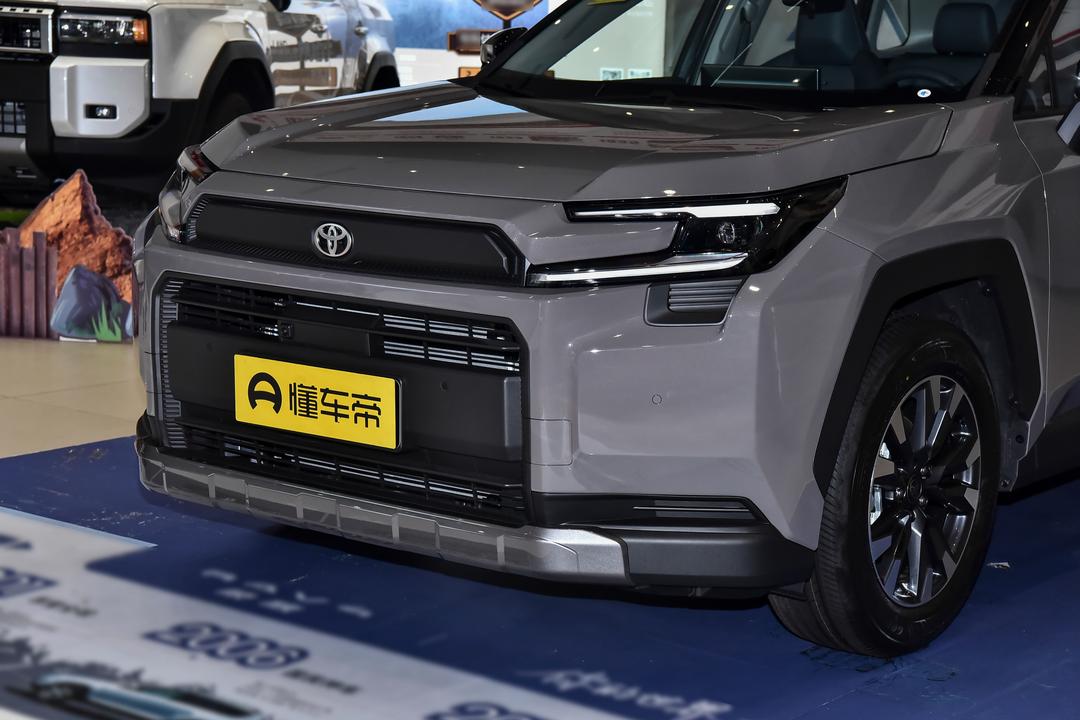 Toyota RAV4 2026, фото 9