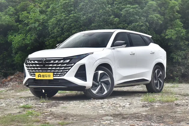 Changan UNI-Z PHEV 2026 — купить из Китая под заказ