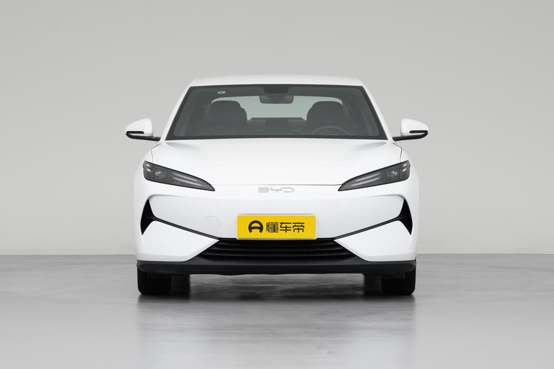 BYD e7 2026, фото 2