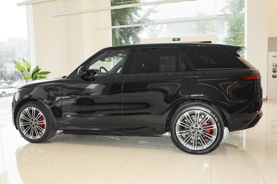 Land Rover Range Rover Sport 2026, фото 4