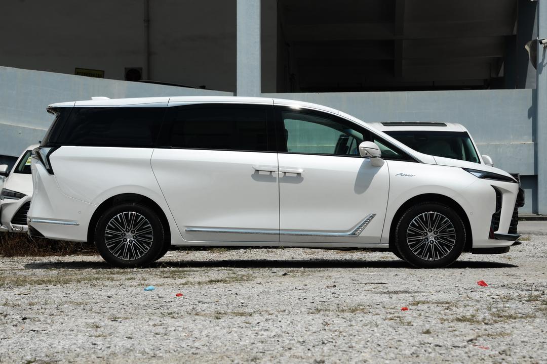 Buick GL8 2026, фото 8