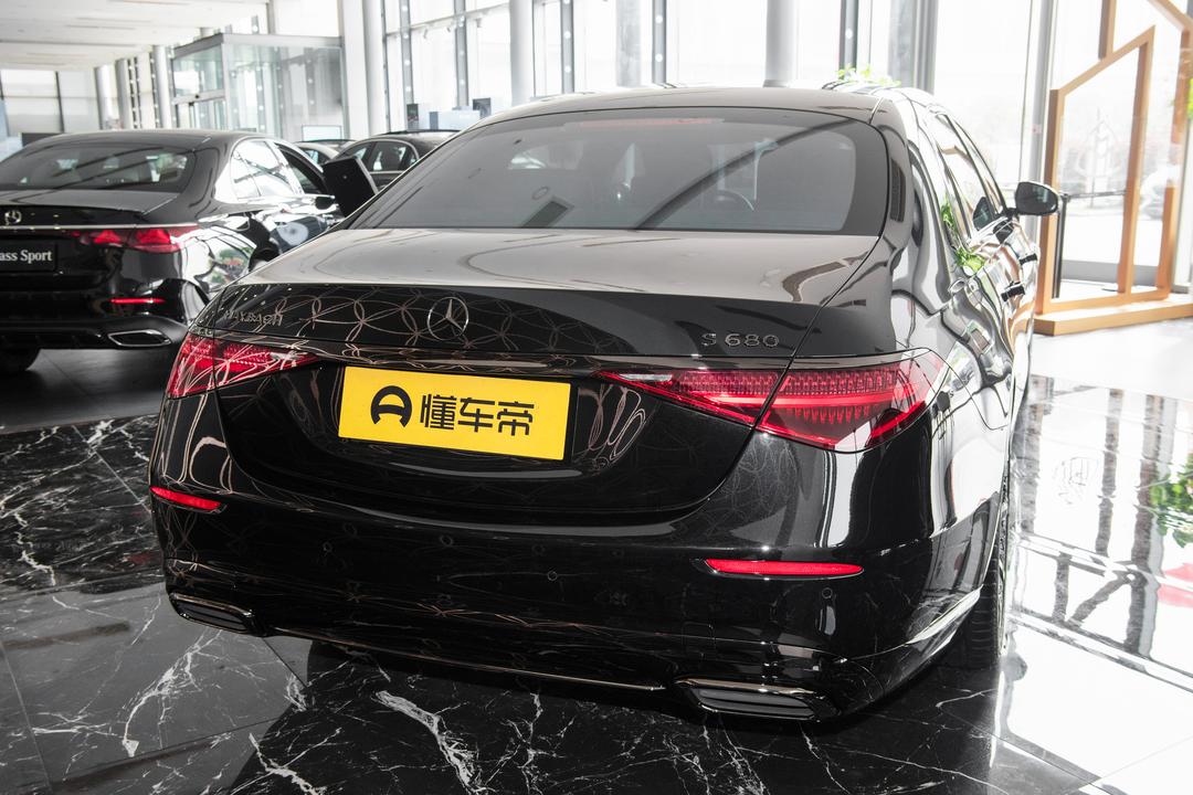 Mercedes-Benz Maybach S-Class 2026, фото 5
