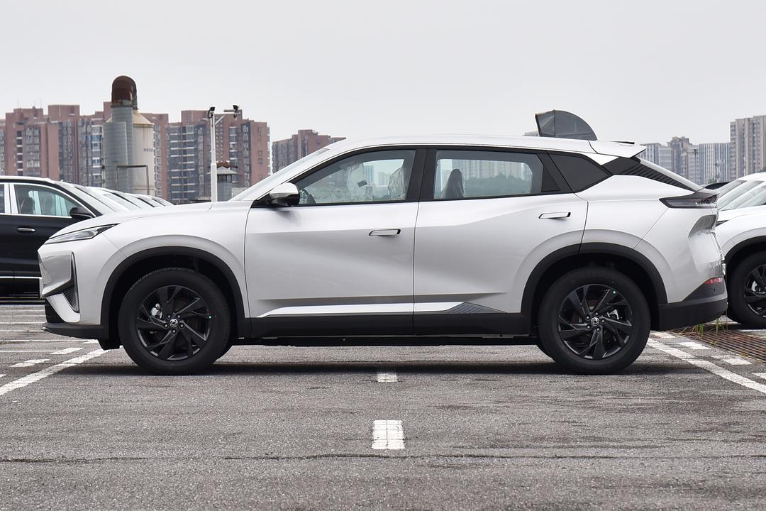 Dongfeng L7 EV 2026, фото 4