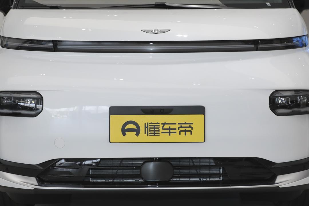 Geely Yizhen L380 2026, фото 10