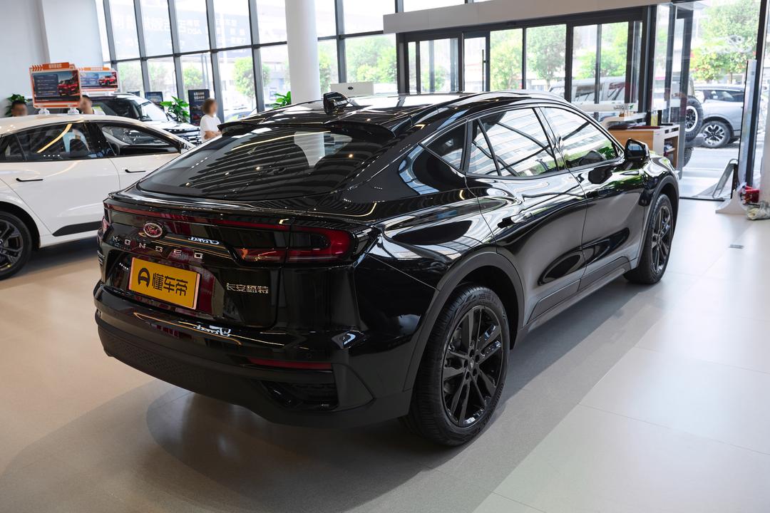 Ford Mondeo 2026, фото 7