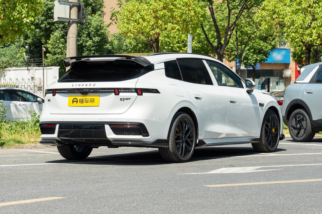 Lynk & Co 07GT 2026, фото 7