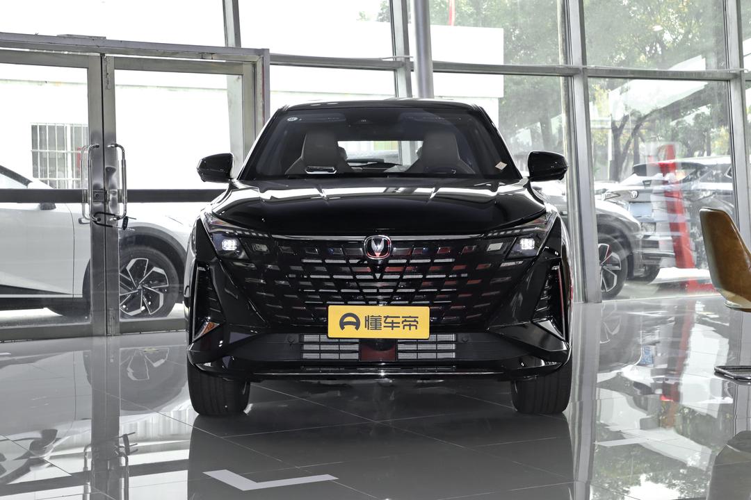 Changan UNI-Z 2026, фото 2