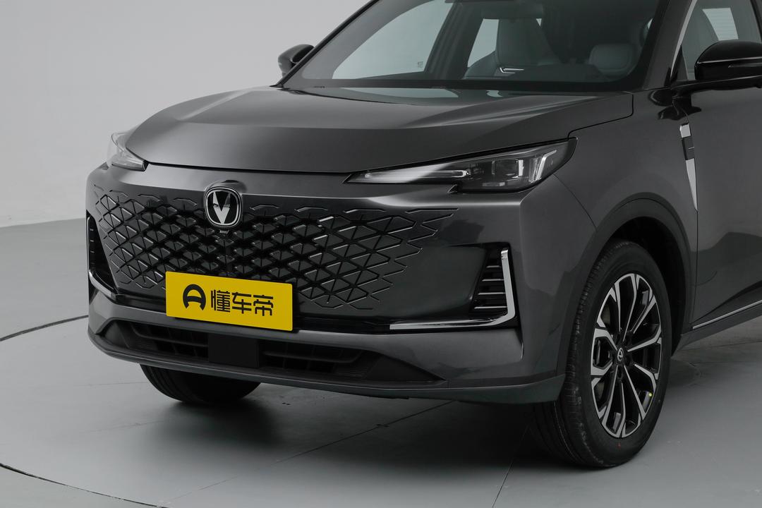 Changan CS55 PLUS PHEV 2026, фото 9
