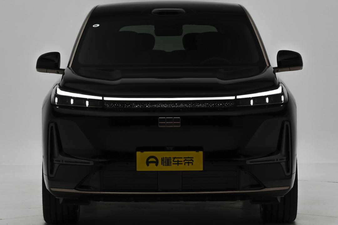 Geely Galaxy M9 2026, фото 12