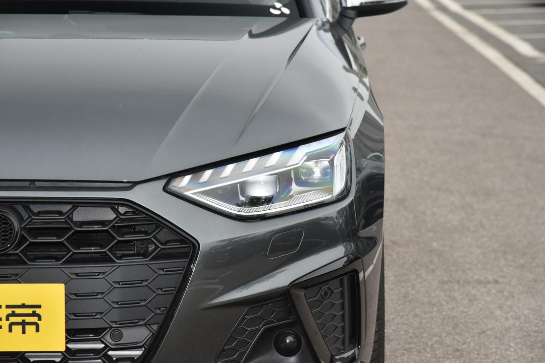 Audi S4 2026, фото 11