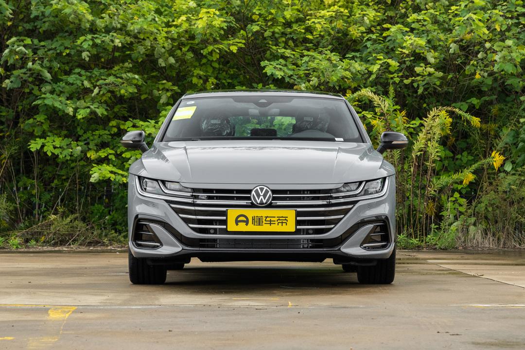 Volkswagen CC 2026, фото 2