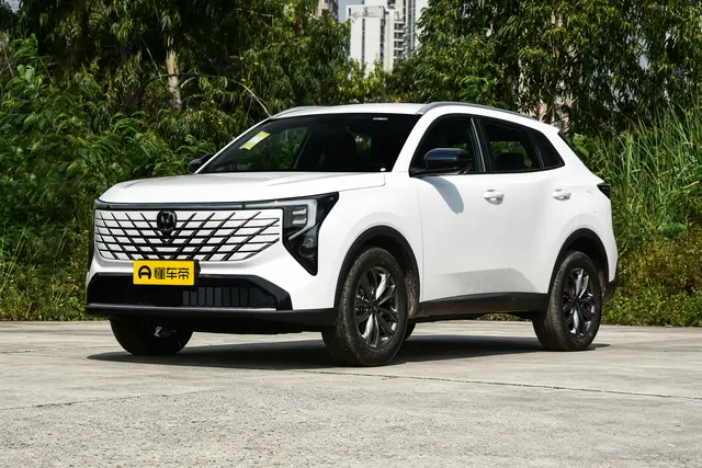 Changan CS55 PLUS 2026 — купить из Китая под заказ
