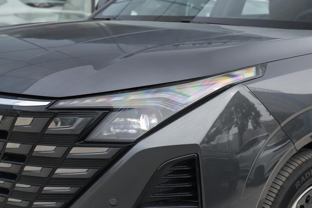 Changan UNI-Z PHEV 2026, фото 14