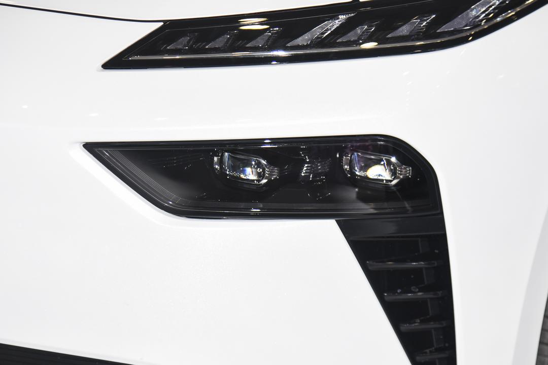 Dongfeng E80 2026, фото 13