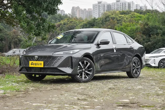 Changan Eado 2026 — купить из Китая под заказ