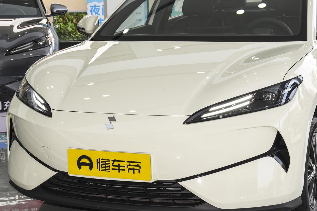 BYD e7 EV 2026, фото 12