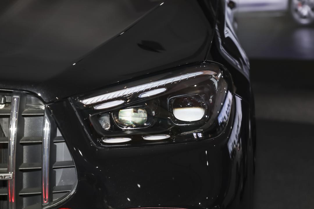 Mercedes-Benz GLE AMG 2026, фото 9