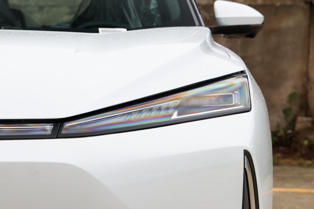Dongfeng L7 EV 2026, фото 11