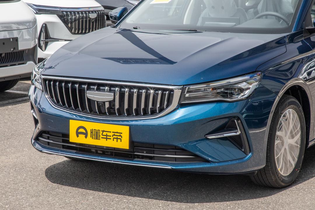 Geely Emgrand 2026, фото 9