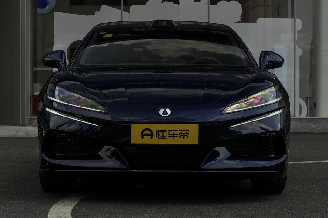 Denza Z9GT EV 2026, фото 12