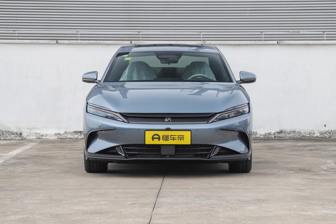 BYD Han DM 2026, фото 2