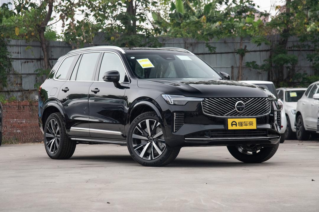 Volvo XC90 2026, фото 3