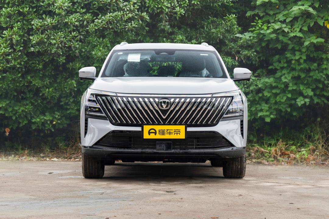 Changan CS75 PLUS 2026, фото 2