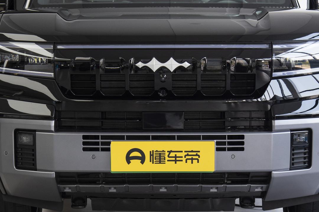 BYD Fangchengbao Leopard 8 2026, фото 10