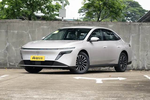 Nissan N6 2026 — купить из Китая под заказ