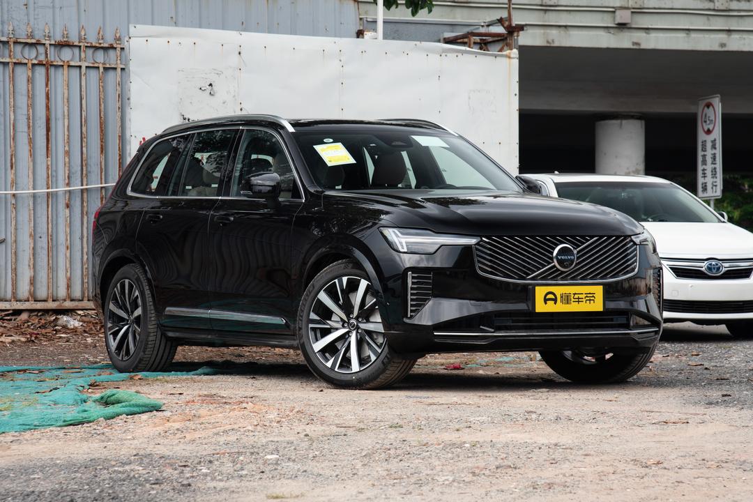 Volvo XC90 2026, фото 3