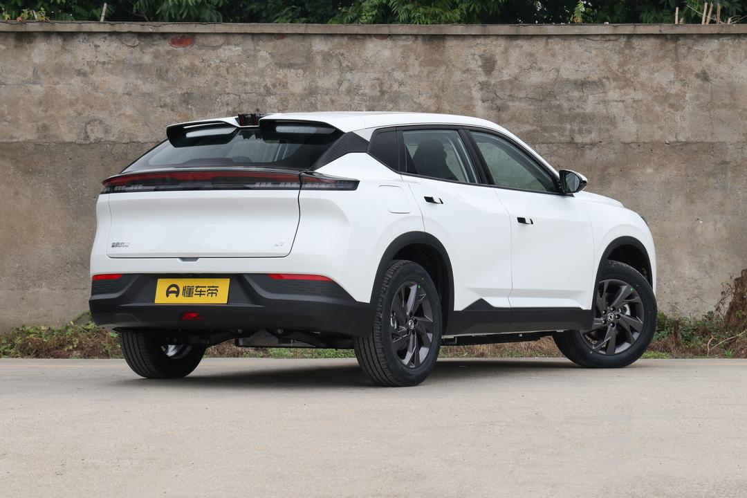Dongfeng L7 EV 2026, фото 7