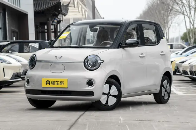Wuling Hongguang MINIEV 2026 — купить из Китая под заказ