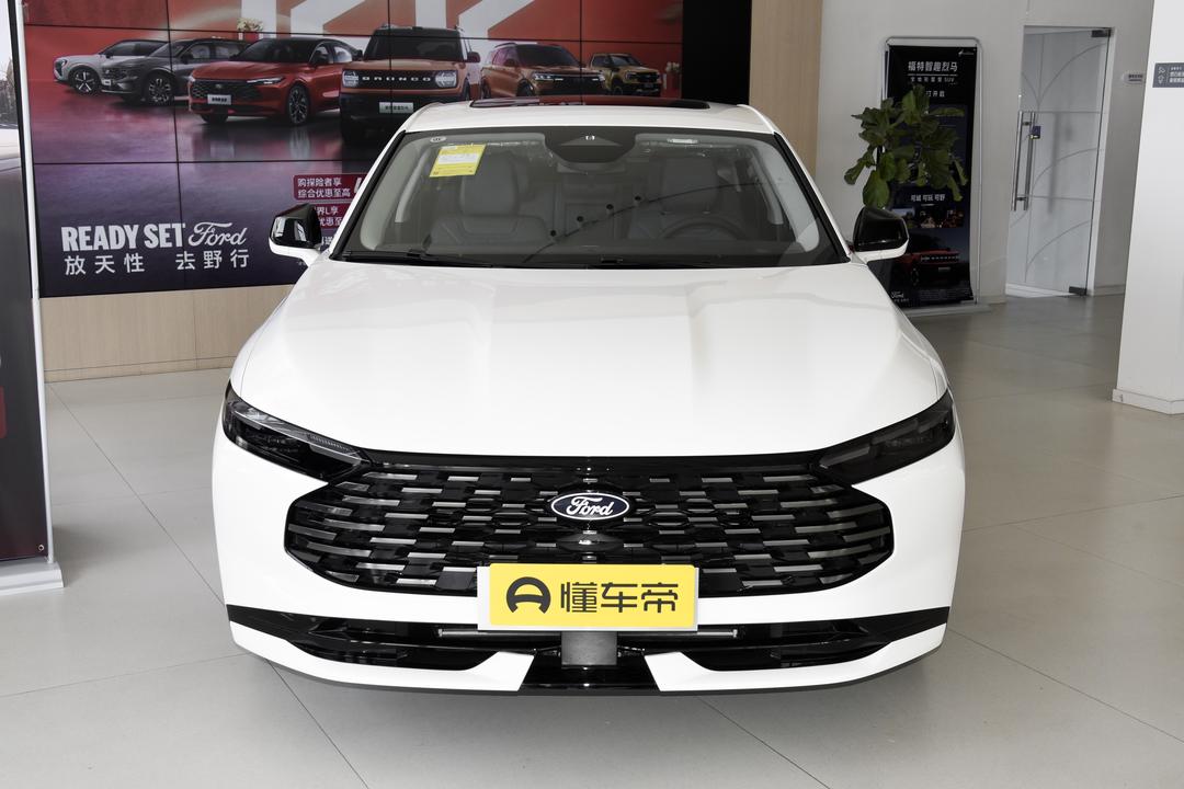 Ford Mondeo 2026, фото 2