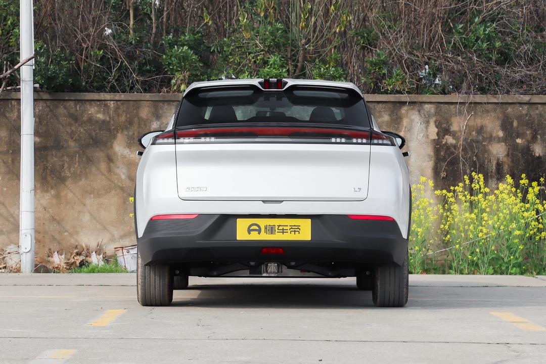 Dongfeng L7 EV 2026, фото 6
