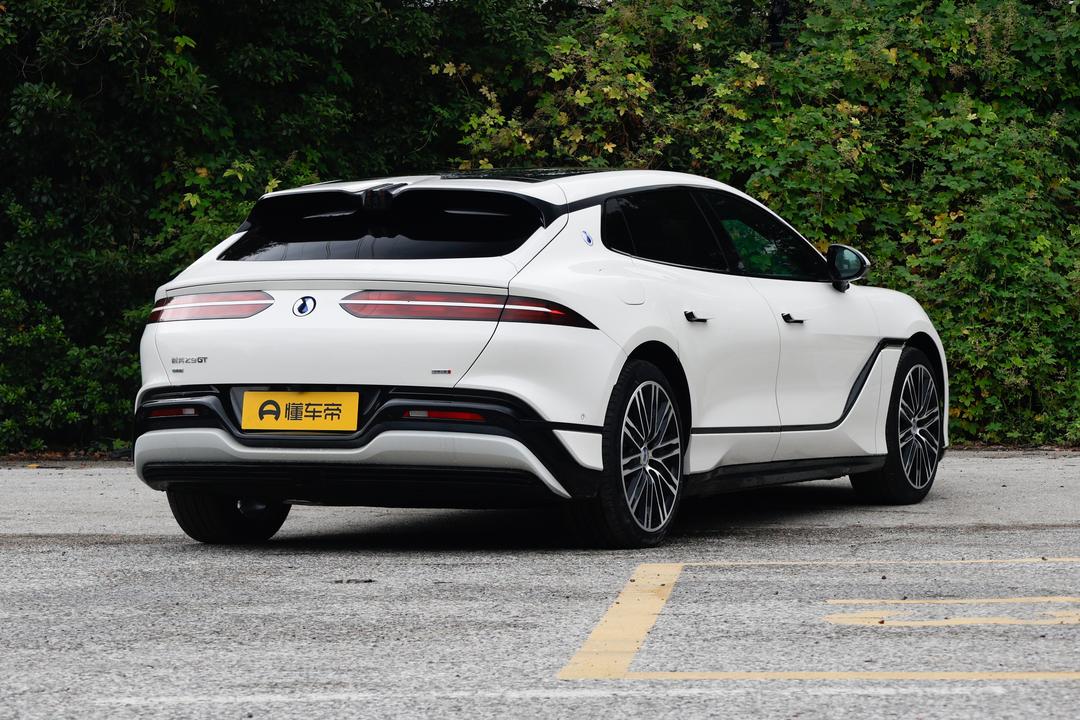 Denza Z9GT EV 2026, фото 7