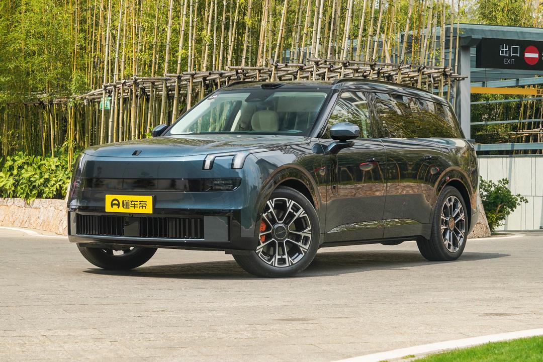 Lynk & Co 900 2026, фото 1