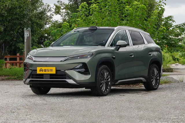BYD Song Ultra EV 2026 — купить из Китая под заказ