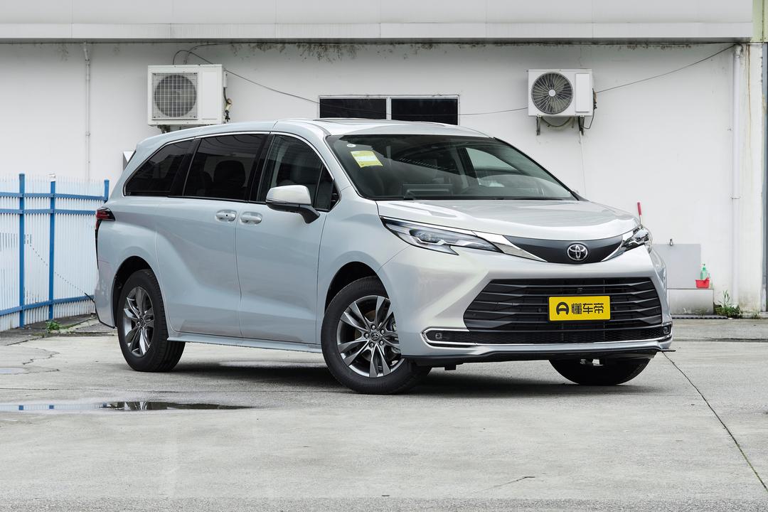 Toyota Sienna 2026, фото 3