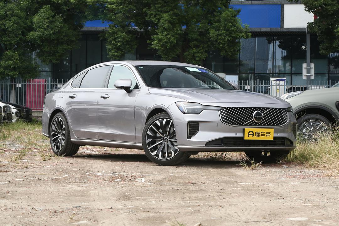 Volvo S90 2026, фото 3