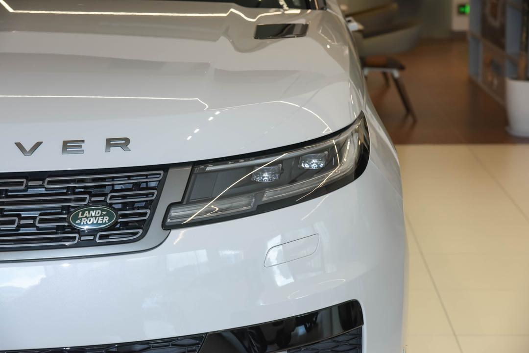 Land Rover Range Rover Sport 2026, фото 11